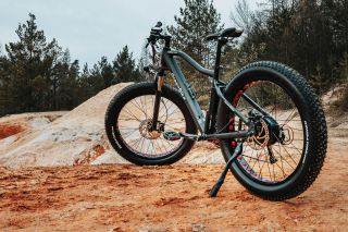 𝙂𝙧𝙚𝙚𝙣𝘽𝙞𝙠𝙚 𝘍𝘈𝘛𝘉𝘐𝘒𝘌 🚴 https://bit.ly/3tyuknf Sportovní elektrokolo s integrovanou baterií v rámu, ideální pro muže i ženy...